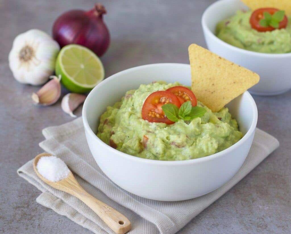 Originale Guacamole selber machen – klassischer Avocado-Dip einfach & frisch 30 5936219723559275480 121
