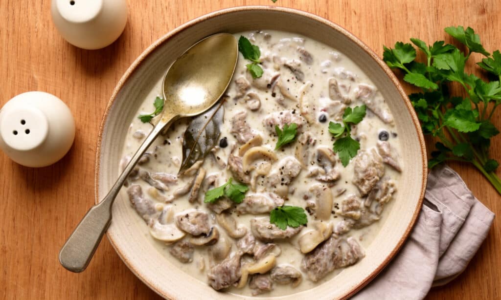 Cremiges Hähnchengeschnetzeltes mit Reis – einfaches Familiengericht 30 1772354096254 019ca888 8670 72f8 b088 a1d5cfd940a0