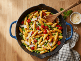 Knusprige Schupfnudelpfanne mit frischem Gemüse und Minz-Butter 39 1772356239854 019ca8a9 c695 7c27 86b9 03f22cf8a1a1