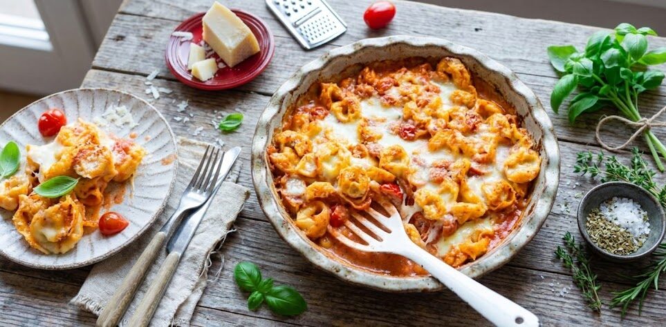 Tortellini-Auflauf mit Tomate und Mozzarella – Einfaches Ofengericht für die ganze Familie 30 unnamed 2 e1772344813268