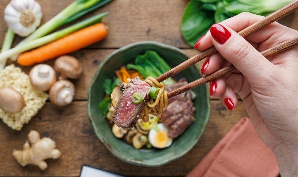 Ramen – Japanische Nudelsuppe mit Rind und Gemüse ganz einfach selbst gemacht 31 unnamed 5 1 e1772532370322